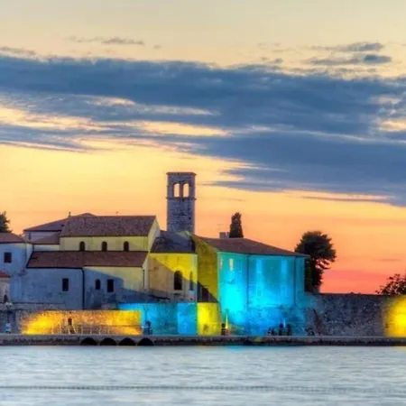 Ferienwohnung Fuer 8 Personen Ca 150 Qm In Porec, Istrien Istrische Riviera Апартаменты *